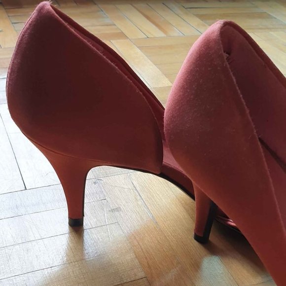 First Women's Shoes (Size 37) - Picture 6 of 6